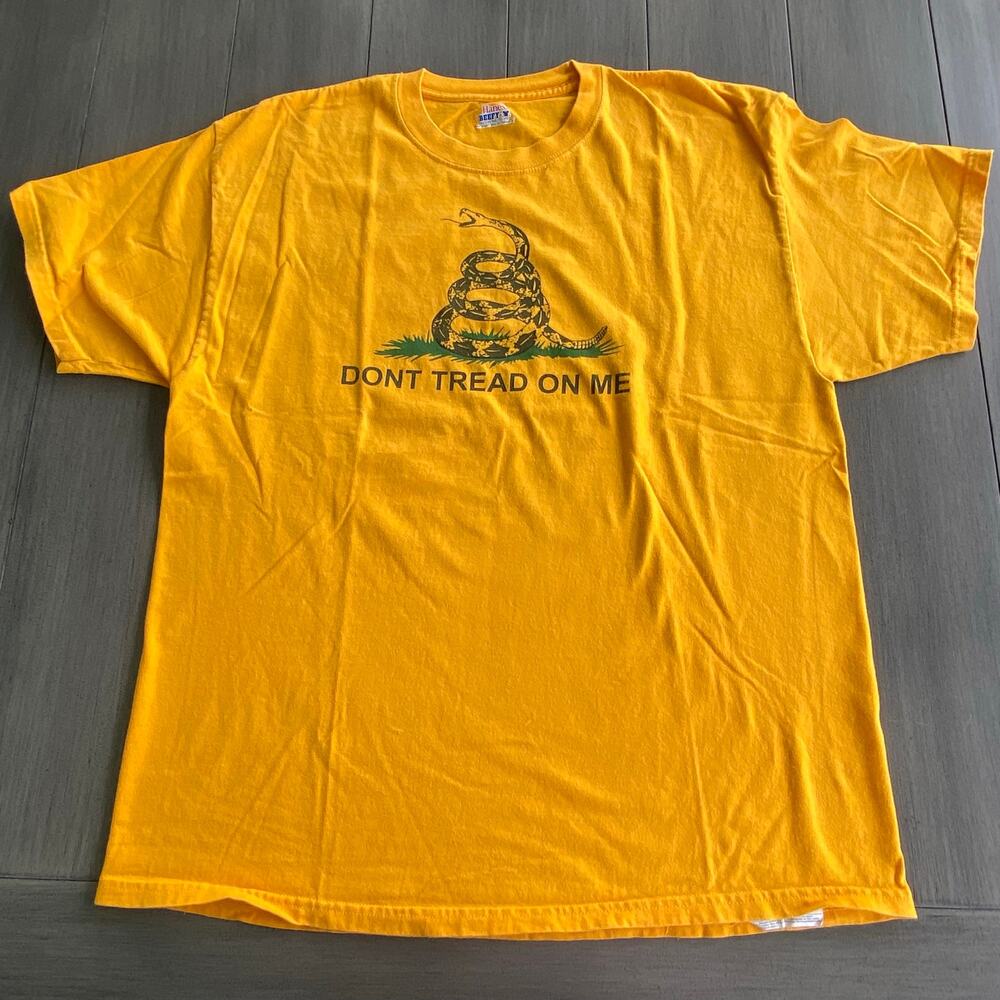Hanes Beefy‑T • XL • Yellow “Don’t Tread On Me” Graphic Tee • 100% Cotton